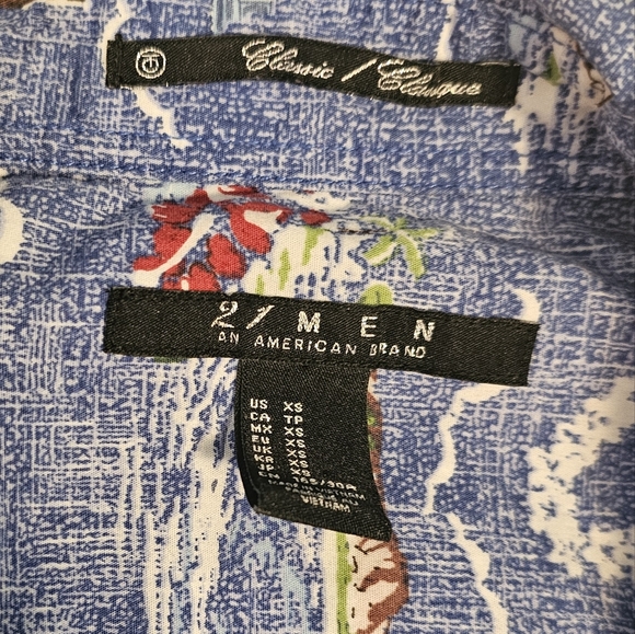 21 Men Classic Aloha Shirt Size XS - Picture 4 of 5